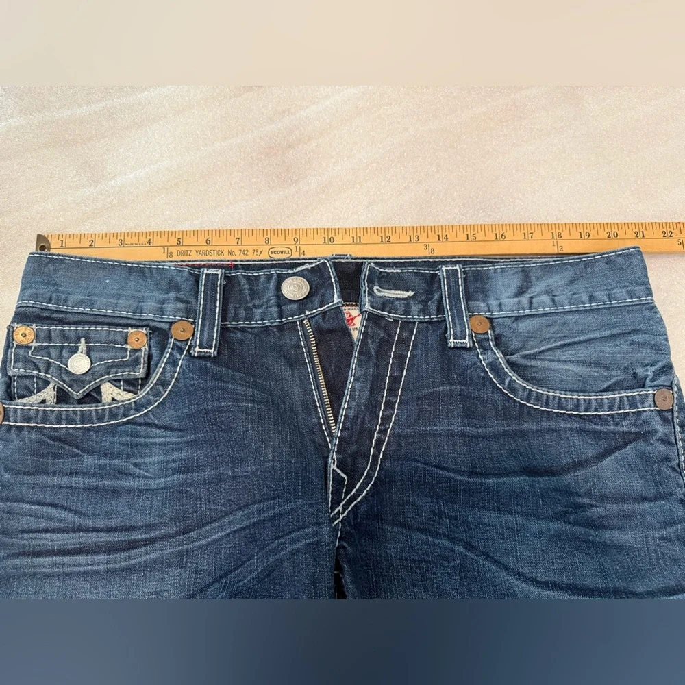 True Religion Jeans Shorts Men’s Sz 36 Flap Pockets Made In USA Distressed *Flaw